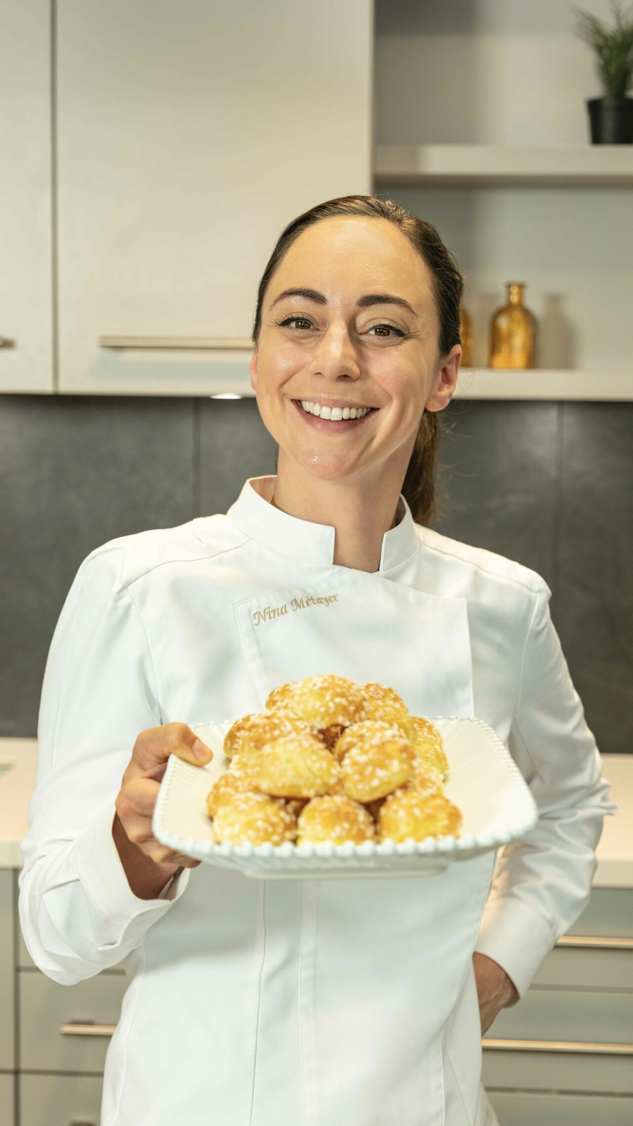 Recette de chouquettes, crème pâtissière à la fleur d'oranger - Nina ... Recette de chouquettes, crème pâtissière à la fleur d'oranger - Nina ...